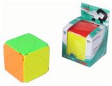 OBL906524 - SOLID MAPLE LEAF CUBE